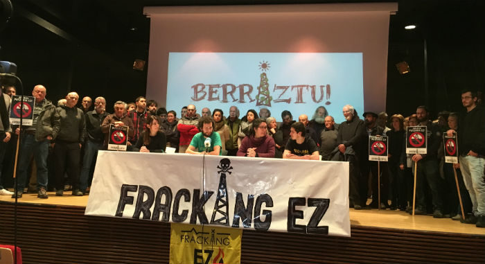 Rueda de prensa de la plataforma Fracking Ez Araba